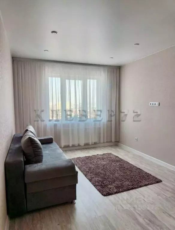 1-к кв. Тюменская область, Тюмень ул. Тальниковая, 9 (35.5 м) - Фото 1