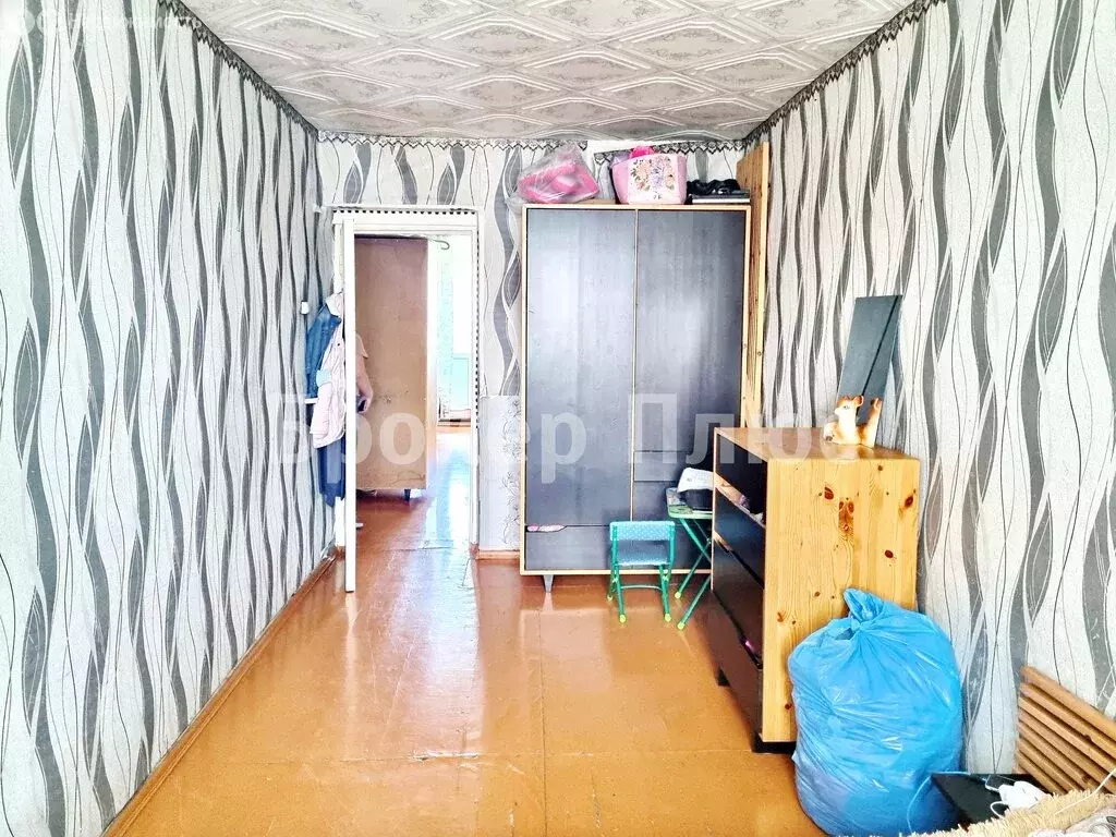3-комнатная квартира: Кызыл, улица Кечил-Оола, 18 (58.8 м) - Фото 0