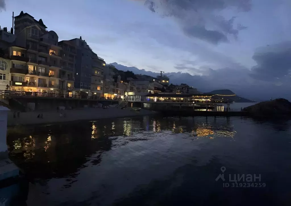 Комната Крым, Алушта муниципальный округ, пос. Утес ул. Гагариной, ... - Фото 0