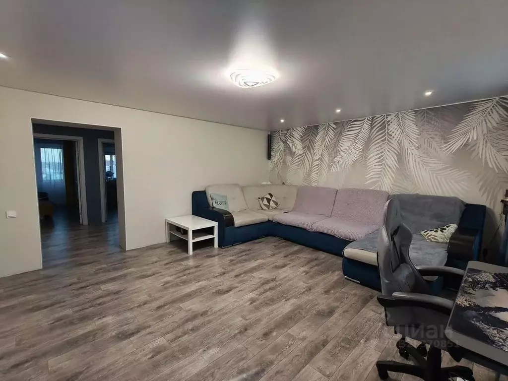 3-к кв. Башкортостан, Кумертау ул. Машиностроителей, 4 (74.0 м) - Фото 1