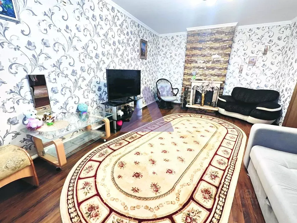 Коттедж в Алтайский край, Алейск ул. Сердюка, 191 (257 м) - Фото 2