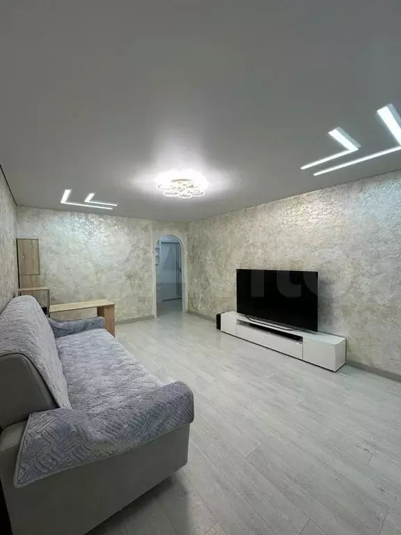 2-к. квартира, 52 м, 1/5 эт. - Фото 1