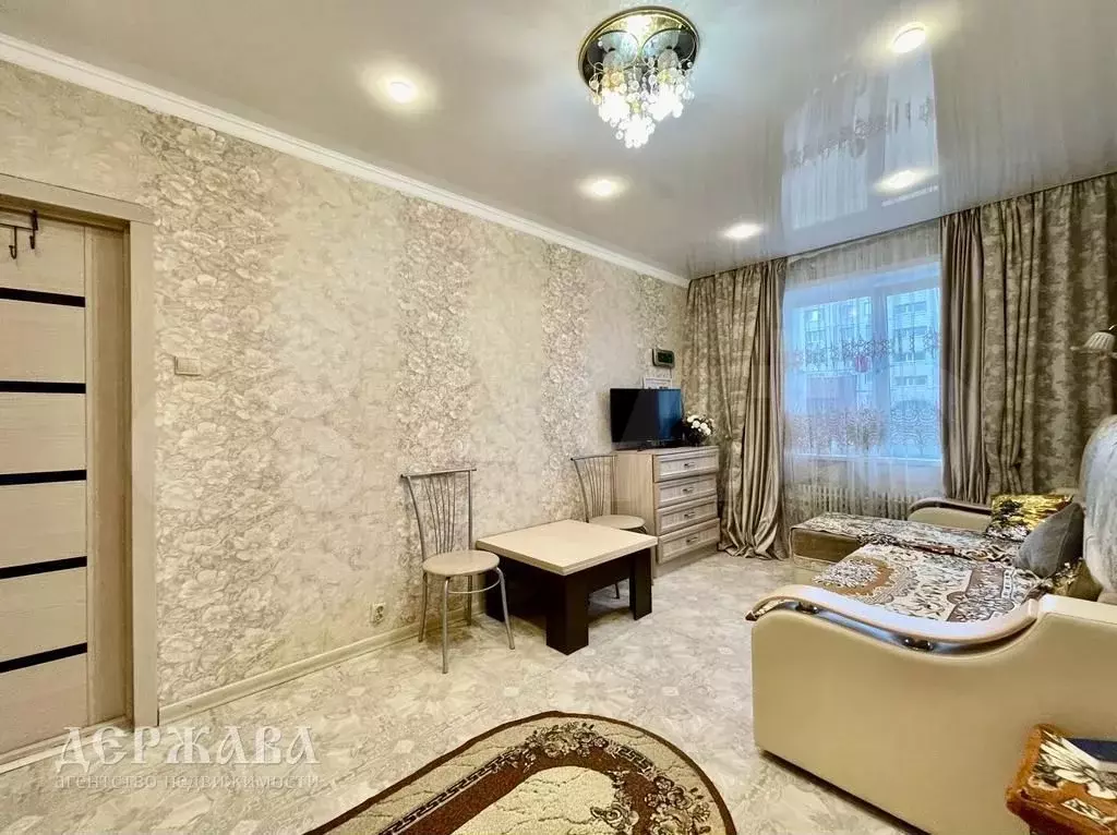 1-к. квартира, 38 м, 4/9 эт. - Фото 0
