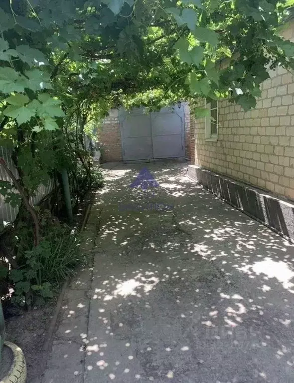 Дом в Ростовская область, Волгодонск Железнодорожная ул. (50 м) - Фото 2