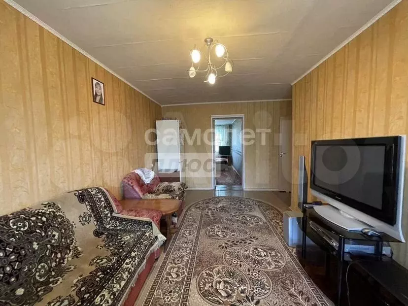 3-к. квартира, 60 м, 5/5 эт. - Фото 0