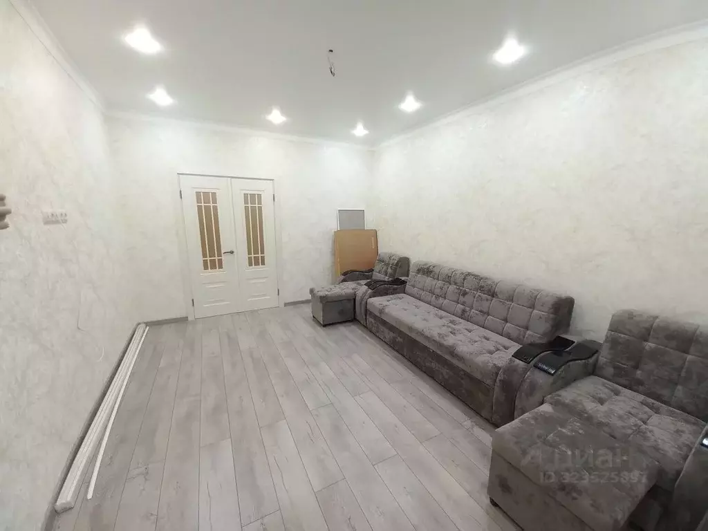 2-к кв. Северная Осетия, Владикавказ ул. Хадарцева, 37 (60.0 м) - Фото 2