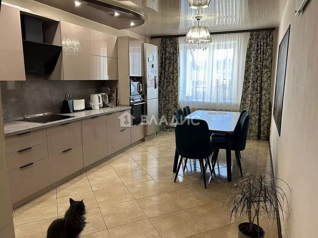 Дом в Бурятия, Улан-Удэ 117-й мкр, 35 (177 м) - Фото 1