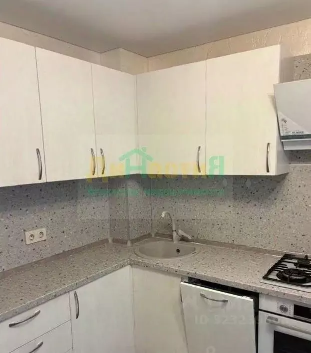 2-к кв. Белгородская область, Белгород Садовая ул., 120б (57.8 м) - Фото 1