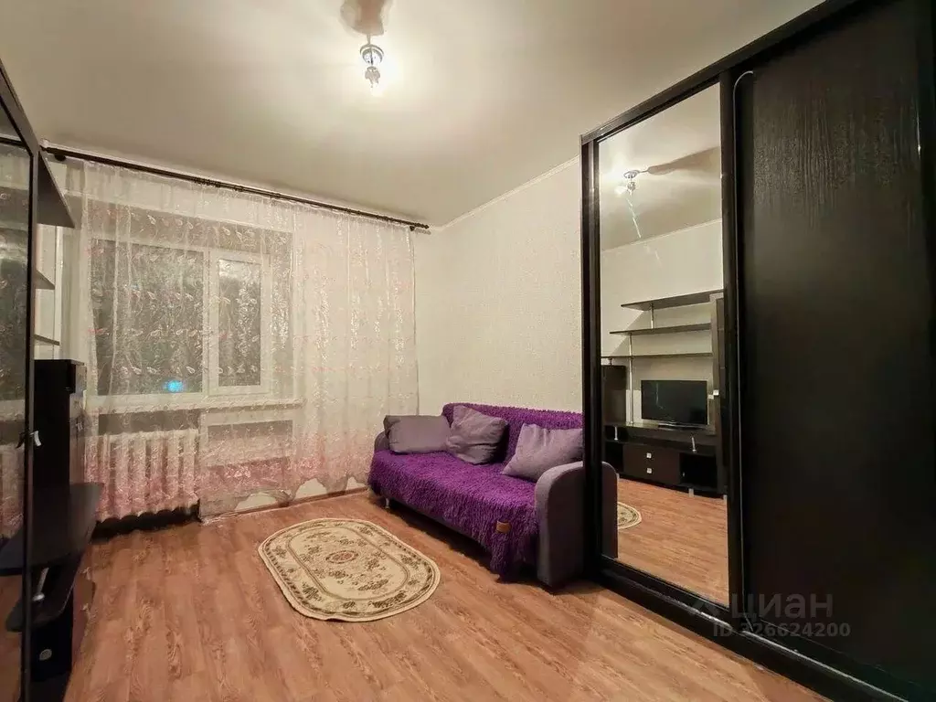 Комната Ханты-Мансийский АО, Нижневартовск Озерная ул., 1 (14.2 м) - Фото 1