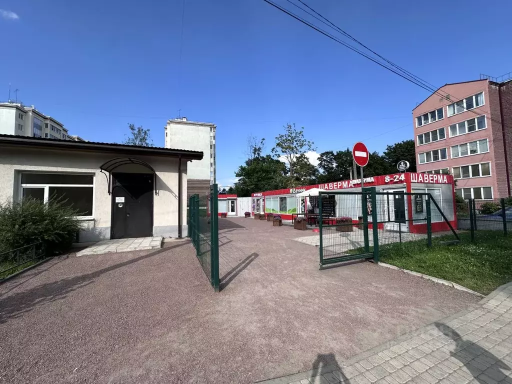 Помещение свободного назначения в Ленинградская область, Коммунар г. ... - Фото 1