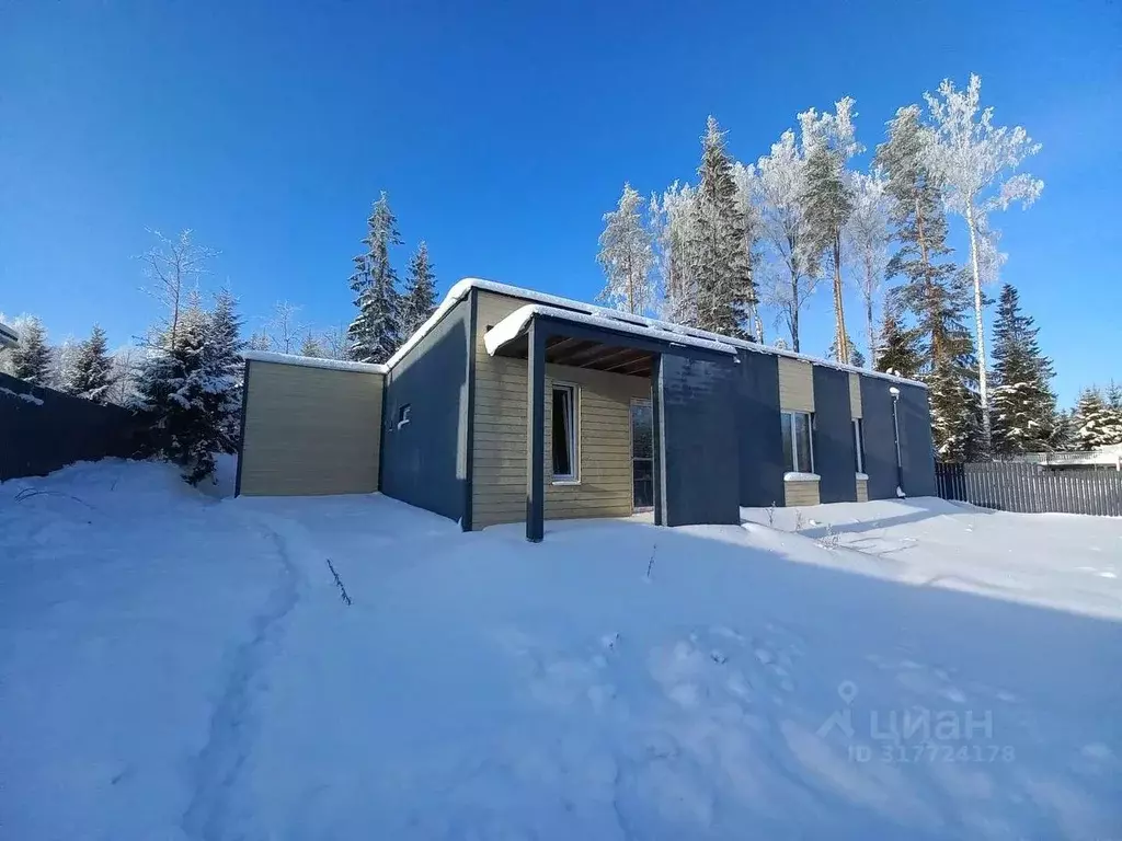 Коттедж в Ленинградская область, Всеволожский район, Агалатовское ... - Фото 1