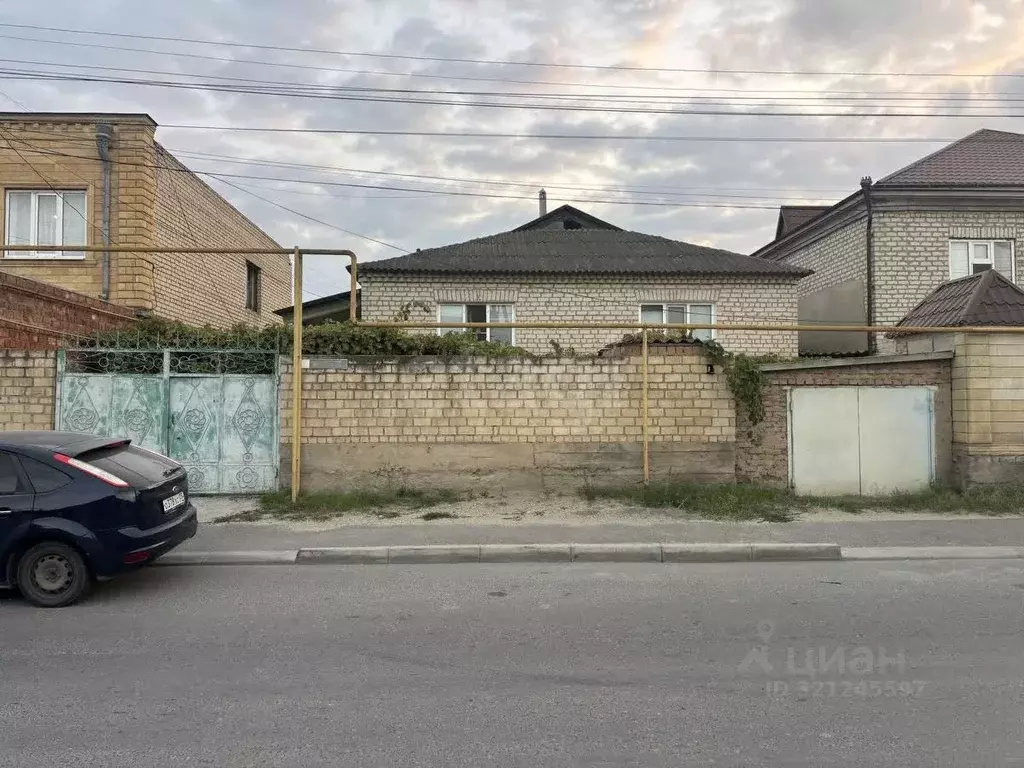 Дом в Дагестан, Каспийск ул. Кирова, 97 (108 м) - Фото 0