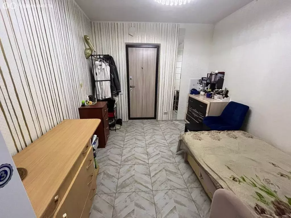 1к в 5-комнатной квартире (12 м) - Фото 1