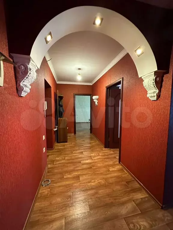 2-к. квартира, 70 м, 2/7 эт. - Фото 0