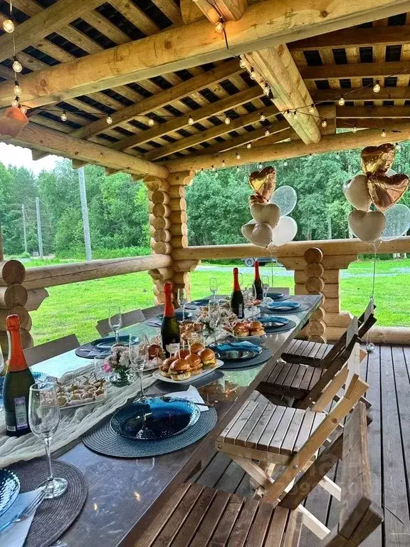 Дом в Карелия, Пряжинский район, Эссойльское с/пос, д. Алекка ул. ... - Фото 1