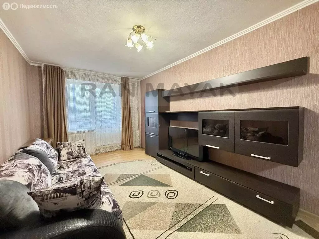 3-комнатная квартира: Майкоп, Батарейная улица, 2А (63.9 м) - Фото 1