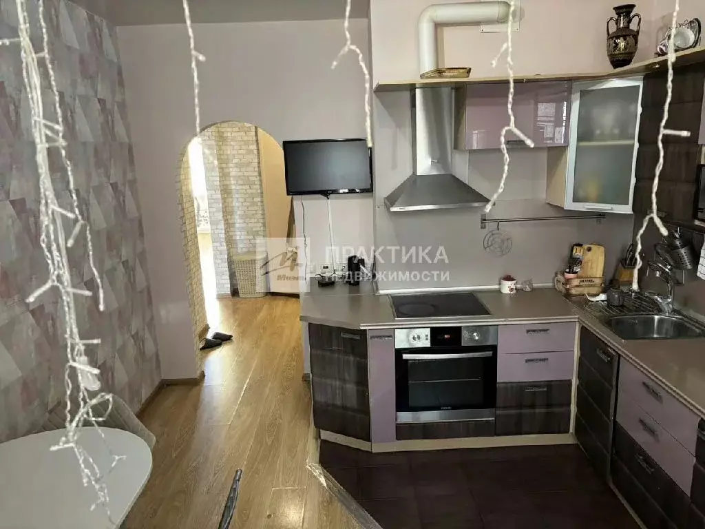 Продается 2-комнатная квартира - Фото 1