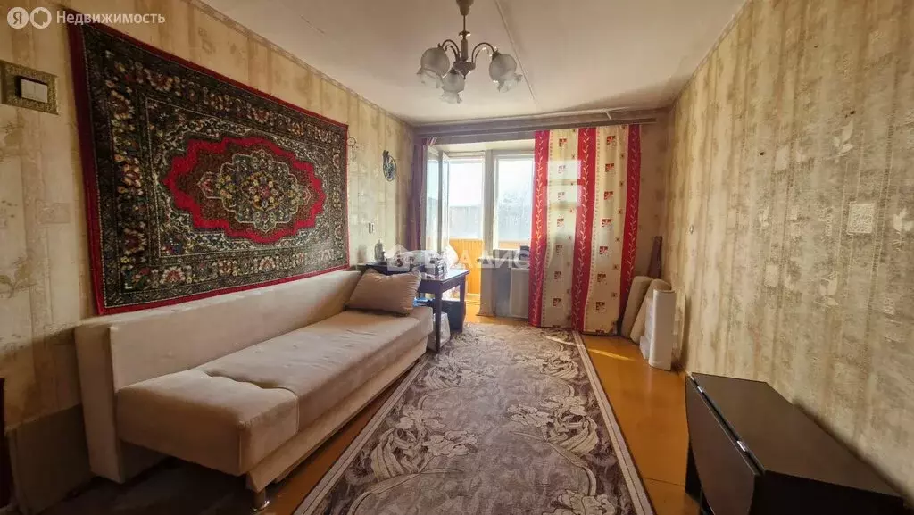 3-комнатная квартира: Пермь, улица Макаренко, 16 (61.4 м) - Фото 1