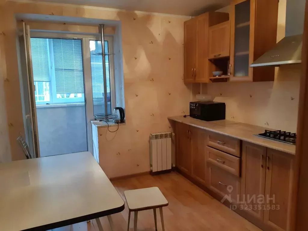 2-к кв. Саратовская область, Саратов ул. Усть-Курдюмская, 3 (49.0 м) - Фото 2