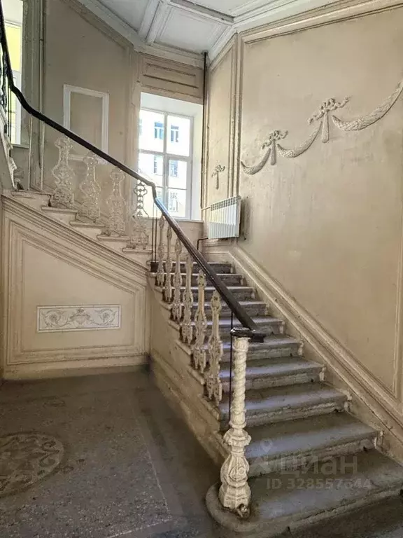 6-к кв. Санкт-Петербург ул. Маяковского, 34/4 (191.4 м) - Фото 1