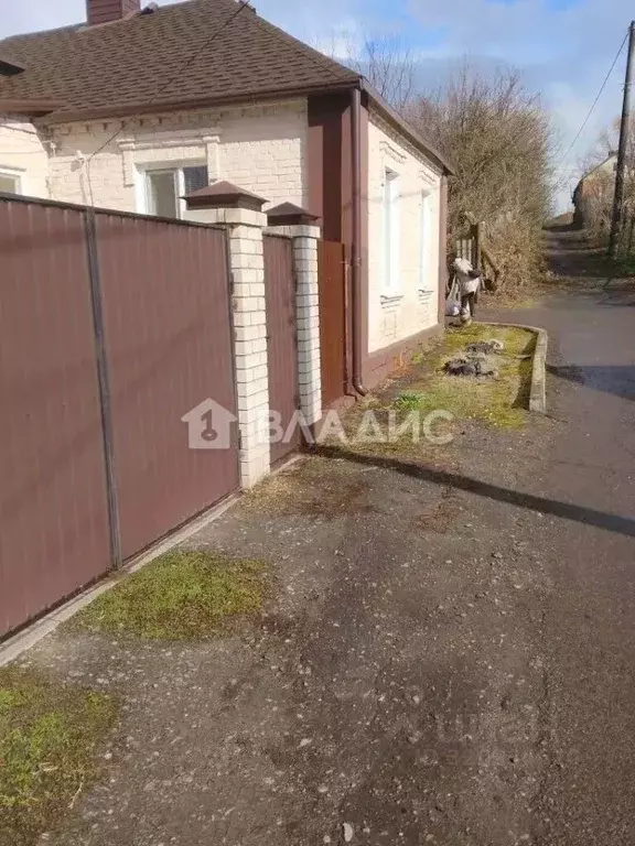 Дом в Белгородская область, Белгород ул. Танкистов, 25 (58 м) - Фото 1