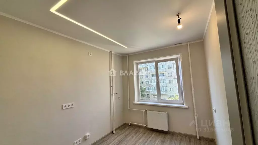 3-к кв. Белгородская область, Старый Оскол Молодогвардеец мкр, 11А ... - Фото 0