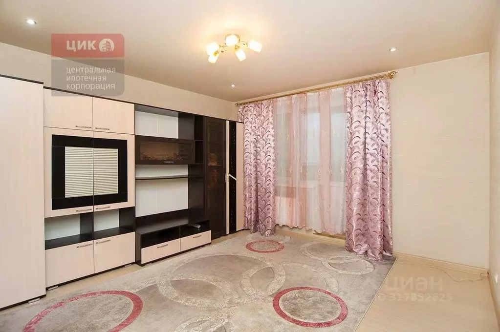 1-к кв. Рязанская область, Рязань ул. Есенина, 2а (42.5 м) - Фото 0