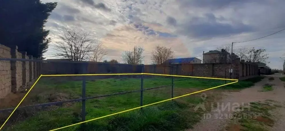 Участок в Крым, Сакский район, Новофедоровка пгт ул. Озерная (6.0 ... - Фото 1