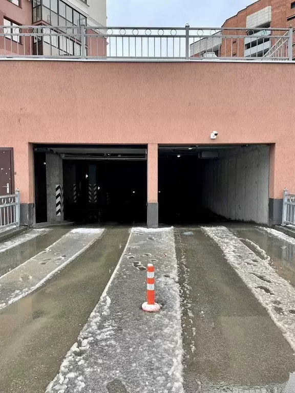 Гараж в Свердловская область, Екатеринбург ул. Готвальда, 22 (14 м) - Фото 2