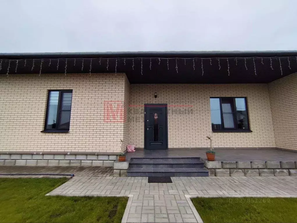 Дом в Белгородская область, Старый Оскол ул. Посадская, 1 (183 м) - Фото 1