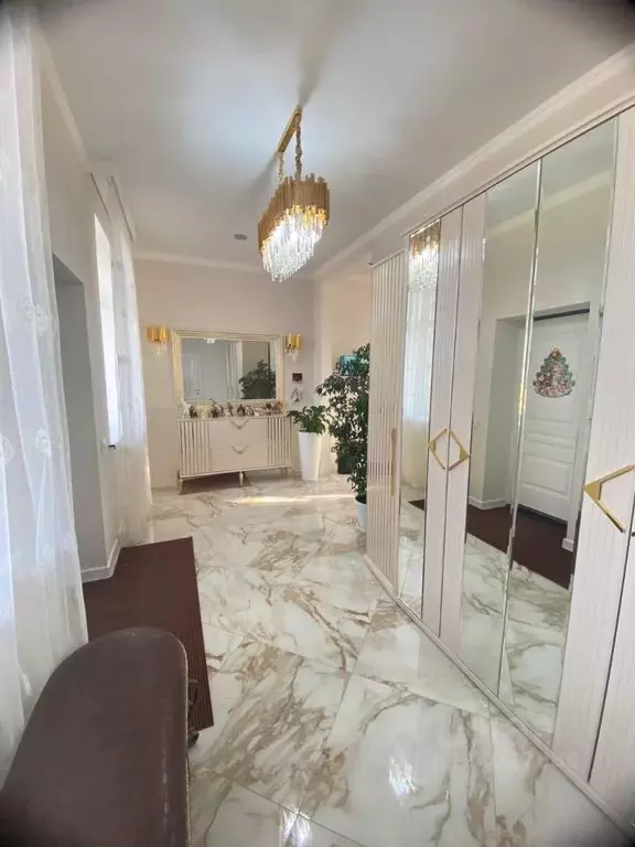 Дом в Астраханская область, Наримановский район, с. Солянка Вилюйская ... - Фото 2