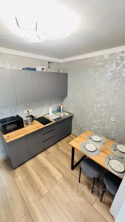 1-к кв. Татарстан, Казань ул. Александра Курынова, 4к3 (32.0 м) - Фото 0
