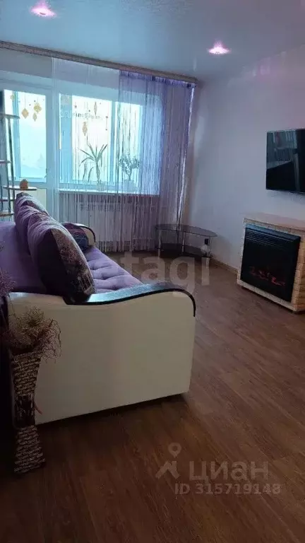 3-к кв. Свердловская область, Нижний Тагил Зерновая ул., 14 (58.9 м) - Фото 0
