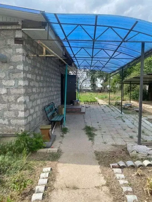 Дом в Астраханская область, Володарский район, пос. Винный Набережная ... - Фото 1