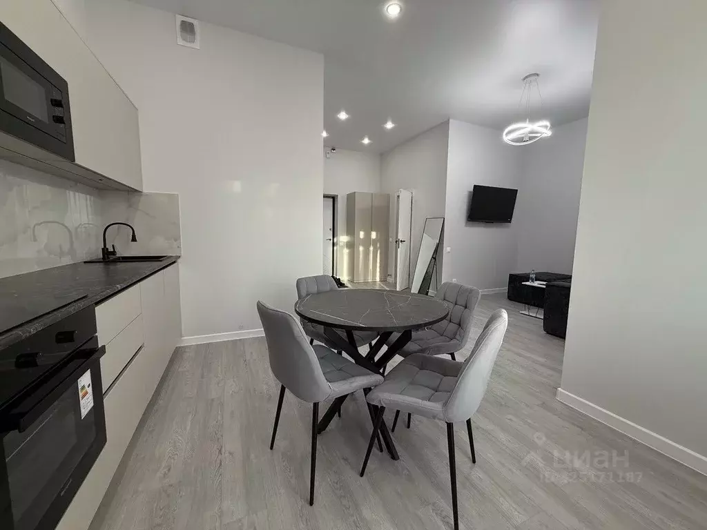 1-к кв. Татарстан, Казань Танковая ул., 2 (55.0 м) - Фото 2