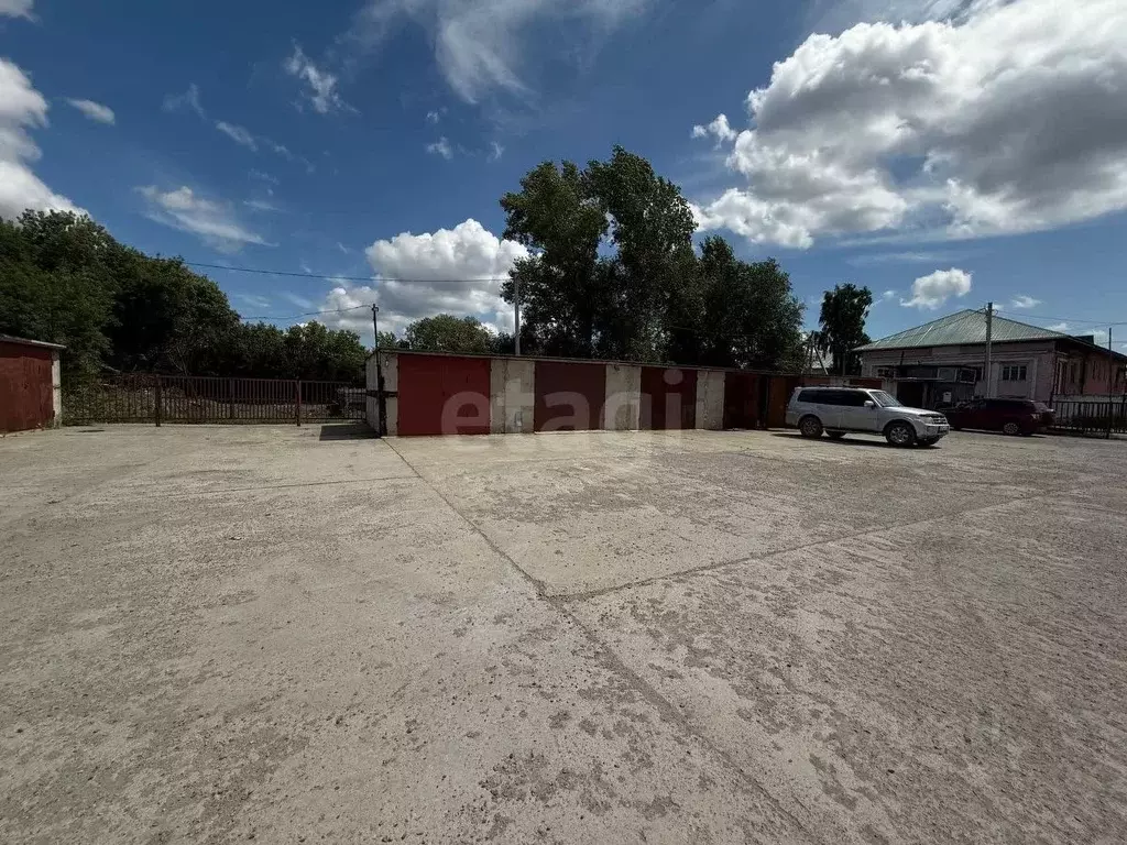 Гараж в Алтайский край, Бийск ул. Вали Максимовой, 103 (20 м) - Фото 1