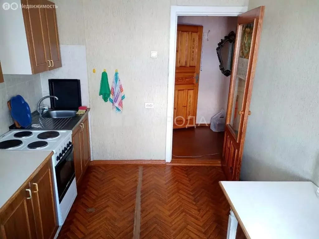 3-комнатная квартира: Барнаул, улица Папанинцев, 114 (65.4 м) - Фото 1