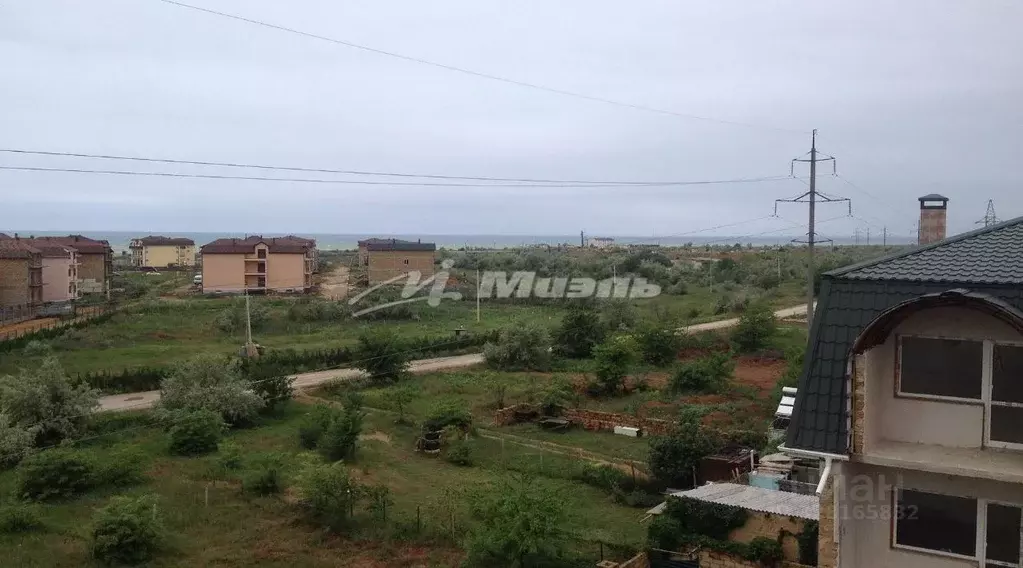 Участок в Крым, Сакский район, Новофедоровка пгт ул. Южная (10.0 сот.) - Фото 1