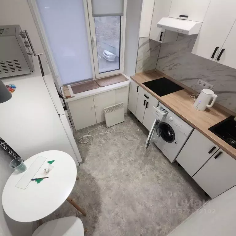 2-к кв. Приморский край, Владивосток Черемуховая ул., 18 (50.0 м) - Фото 2