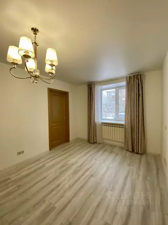 3-к кв. Омская область, Омск ул. Серова, 26 (67.1 м) - Фото 2