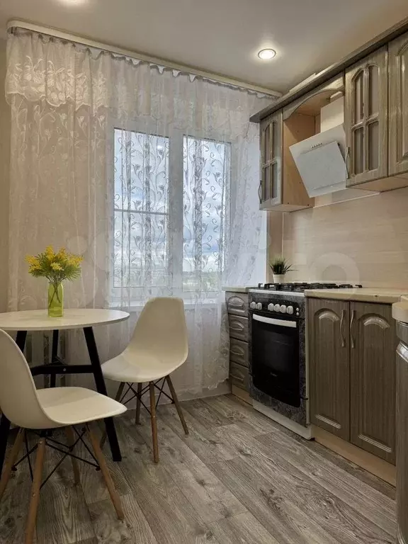 1-к. квартира, 32 м, 9/9 эт. - Фото 0