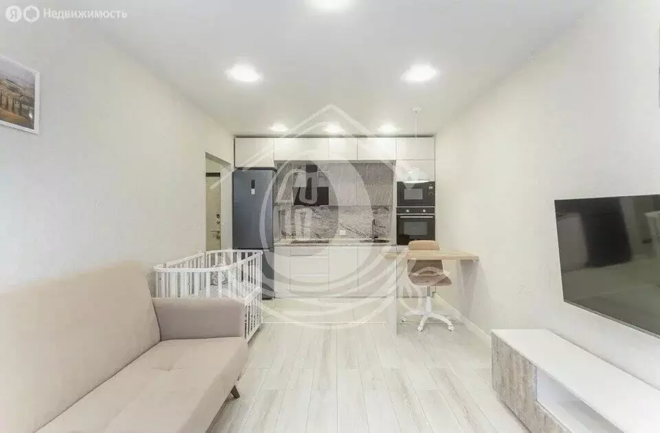 2-комнатная квартира: Барнаул, улица Солнечная Поляна, 94к5 (35.2 м) - Фото 1