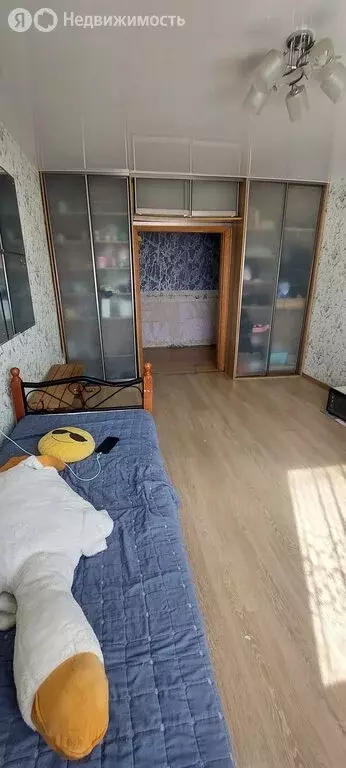 3-комнатная квартира: Находка, Спортивная улица, 7 (66.2 м) - Фото 1