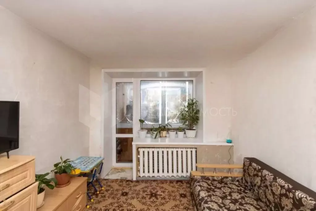 3-к кв. Тюменская область, Ишим Большая ул., 165 (56.6 м) - Фото 1