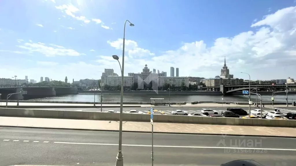 4-к кв. Москва Смоленская наб., 2 (90.0 м) - Фото 0