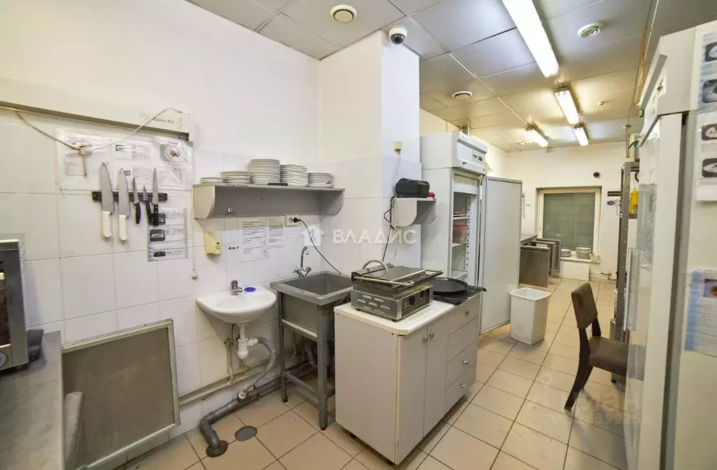 Помещение свободного назначения в Карелия, Петрозаводск ул. Правды, 40 ... - Фото 2