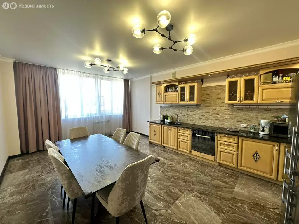 4-комнатная квартира: Ростов-на-Дону, улица Матросова, 35 (105 м) - Фото 0