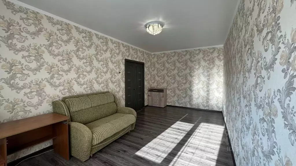 2-к кв. Астраханская область, Астрахань Имени Бабаевского мкр, ул. ... - Фото 0