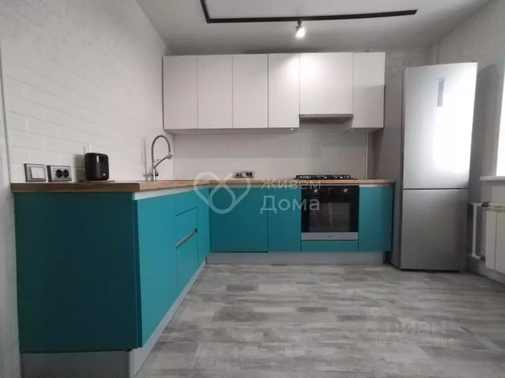 4-к кв. Волгоградская область, Волгоград просп. Столетова, 55 (89.6 м) - Фото 2