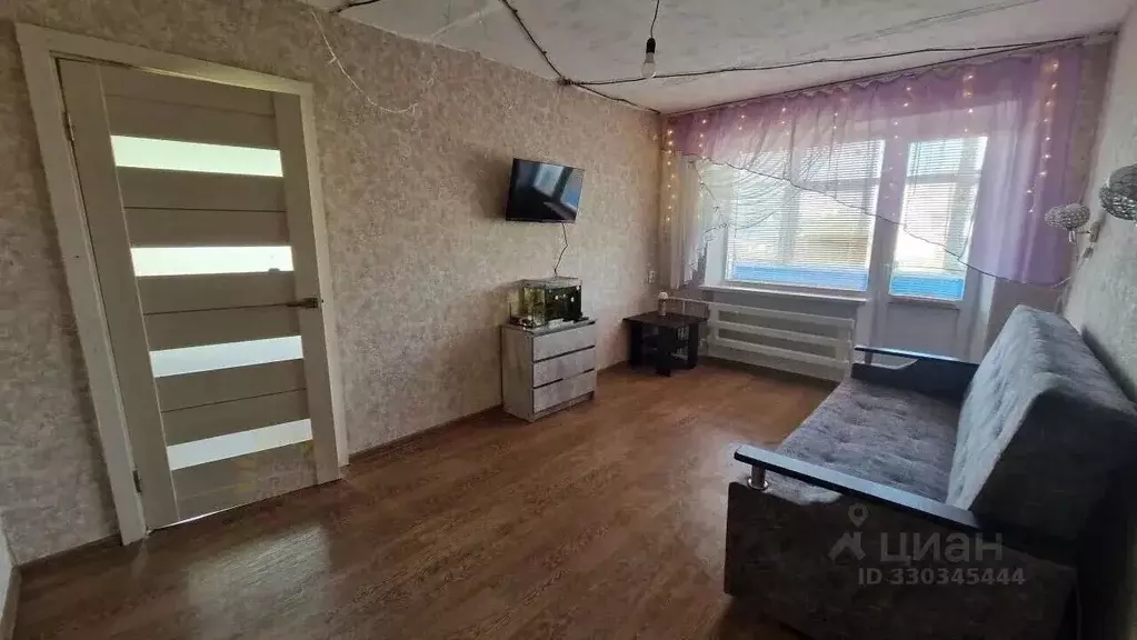 3-к кв. Краснодарский край, Ейск Ясенская ул., 2б (49.9 м) - Фото 1